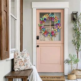 Decoratieve bloemen woondecoratie vlinderkrans mooie kleurrijke handgemaakte deurornament slinger mode kunst