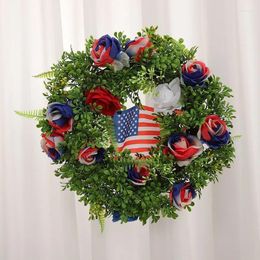 Decoratieve bloemen idyllisch vierde juli kransen patriottische Amerikaanse buiten kunstmatige planten en bruiloft idee decoraties