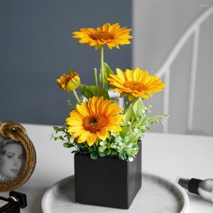 Decoratieve bloemen indoor woonkamer imitatie waar en onwaar boeket rozendecoratie eettafel plastic gedroogde bloem potplanten