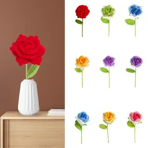 Decoratieve bloemen breien haak kleurrijke enkele roos simulatie bloem DIY huisdecoratie bruiloft handgebreide nep bloemen