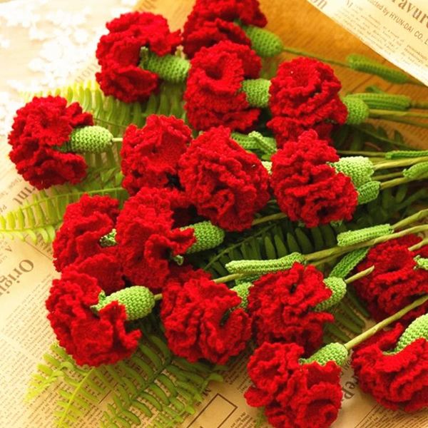 Fleurs décoratives tricoter le produit fini carnation cadeau de la fête des mères