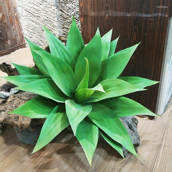 Fleurs décoratives grandes plantes succulentes tropicales d'agave artificielles faux palmier feuilles en plastique d'aloès vert pour la décoration de jardin extérieur à la maison