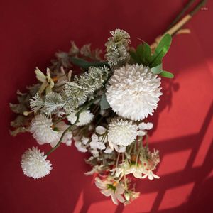 Fleurs décoratives LuanQI Bouquet combiné de luxe blanc composé de pissenlit chrysanthème plante de gypsophile décoration de mariage