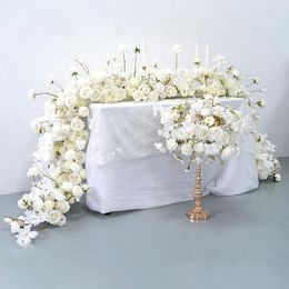Decoratieve Bloemen Luxe Witte Bruiloft Bloemen Loper Arrangement Banket Evenement Tafel Centerpieces Bal Met Kandelaar Roos Orchidee Rij
