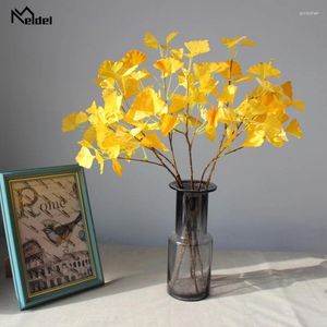 Flores decorativas Meldel Planta artificial Amarillo Ginkgo Hojas de jardín Decoración del hogar 3 Ramas Decoración de otoño falso