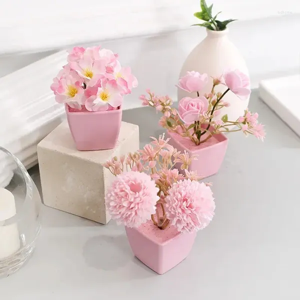 Flores decorativas Mini Planta de Flor Mini Artificial utilizada durante todo el año para el Estudio de Beding Home Office Desktop y Decoración de estanterías