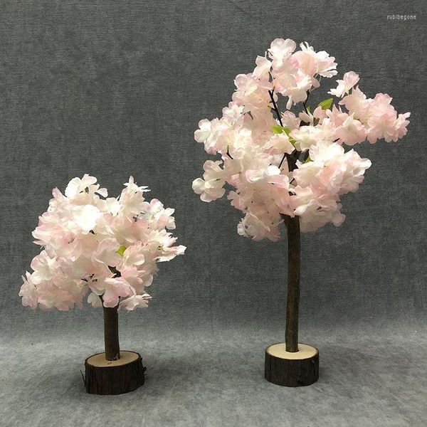 Fleurs décoratives Mini Styles Fleur de soie artificielle Cerisier Ornements Simulation Plante Arbres Table pour les décorations de mariage à la maison