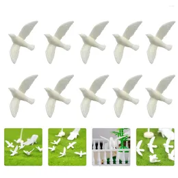 Flores decorativas Figuras de pájaros en miniatura Little White Pigeon Modelo Accesorios de casa simulados