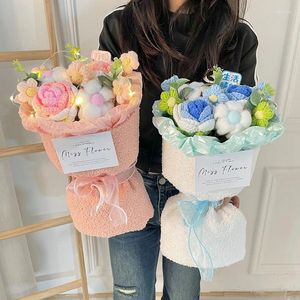 Fleurs décoratives fête des mères Bouquet de fleurs Crochet tissé artificiel éternel en peluche cadeau de mariage pour invité