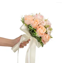 Fleurs décoratives de style multiple style bouquet mariée accessoires de demoiselle d'honneur de la mariée en soie ruban roses artificielles mariage