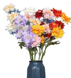 Fleurs décoratives une branche de fleur de Gerbera en soie artificielle 5 têtes chrysanthème flamboyant pour la décoration florale de maison de mariage