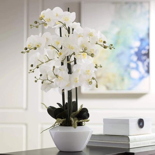 Flores decorativas Faux Faux Arreglos artificiales Orchid de Phalaenopsis blanca realista en bote de cerámica para el hogar 29 