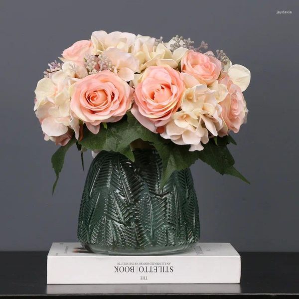 Fleurs décoratives QSM Simulation de Rose Hortensia Bouquet De Mariage Fleur De Soie Mariée Demoiselle D'honneur Tenant Des Roses De Décoration De Maison Artificielles