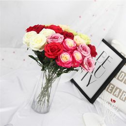 Decoratieve bloemen Real Touch Rose Christmas Decorations for Home Silk Artificial Wedding Decoration Marrige Flower Party Decor