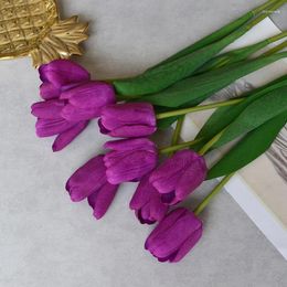 Fleurs décoratives Touche humide réaliste Tulip Fleur de soie Flores artificielles Fake Plant pour la cérémonie de mariage Décor Home Garden Bouquet