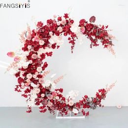 Fleurs décoratives Arrangement floral rouge Ajouter la forme de la lune arc de support de mariage Row fleur de fleur avec une étagère de cadre.