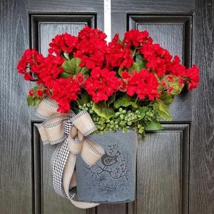 Decoratieve bloemen Rode geranium emmer krans voordeur kunstmatige lente zomer met jute boog kleurrijke cottage slingers gesimuleerde plant