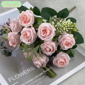 Fleurs décoratives Rétro Silk Rose Bouquet artificiel Peony Hortensia Vintage Bride Holding For Fake Flower Home DIY Decoration ACCESSOIRES