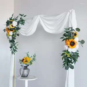 Decoratieve Bloemen Romantiek Outdoor Bruiloft Kunstmatige Zonnebloem Boog Ornament Scène Podium Achtergrond Bloem Decor Benodigdheden