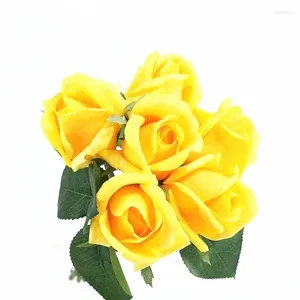 Flores decorativas Rose Bud Mini Bouquet (6 pcs) Reza de látex Toque real Sentí como pétalos húmedos de 25 cm Partido de boda de flores artificiales -