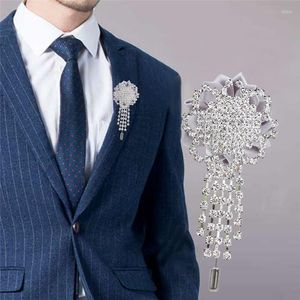 Fleurs décoratives brillant diamant hommes Corsage marié homme costume épinglette argent exquis strass bricolage Banquet fournitures de mariage