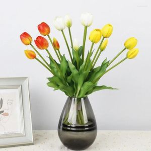 Fleurs décoratives Silicone Tulip Simulation Room Decor Artificiel for Wedding Decoration Adhesive PU Fake Bouquet