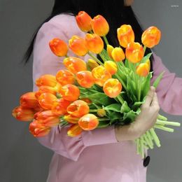 Fleurs décoratives Silicone tulipes bouquet réaliste 5 têtes réelles tactiles fausse fleur fleur de haute qualité artificielle