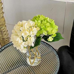 Fleurs décoratives Silk Hortengea Bouquet Artificiel Wedding Flower Falle Free Party Party Room Table Table Décoration