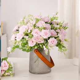 Fleurs décoratives soie Rose fleur artificielle mariée tenant des Bouquets décoration de mariage pour chambre décor à la maison faux saint valentin