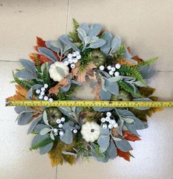 Couronne de fleurs décoratives Simple, noël Halloween automne Festival de citrouille blanche, ventouses de fenêtre artificielles