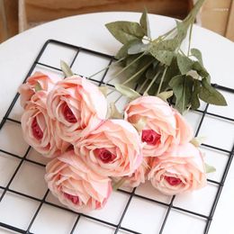Decoratieve bloemen gesimuleerd 9-head cirkelvormige boeket van Roses Valentijnsdag thuis decoratie trouwfeest achtergrondindeling display