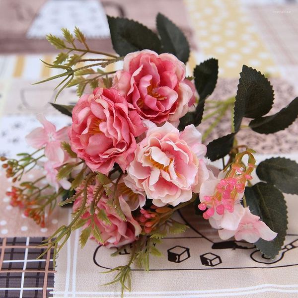 Fleurs décoratives simulées de style européen fausses roses de thé boules brodées décorées anniversaire de mariage fête d'anniversaire tenue de mariée