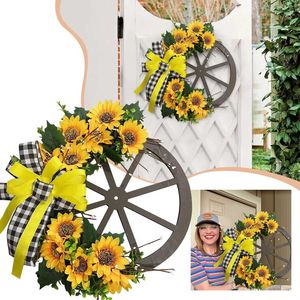 Fleurs décoratives petites couronnes pour armoires de Noël Summer Famille Wheel Sunflower Couronne Ferme Simulation Fenture de fleur