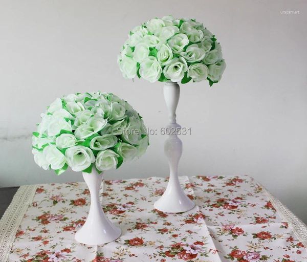 Fleurs décoratives spr 10pcs / lot 30cm 12 pouces ivoire avec feuilles vertes embrassant la balle de fleur de mariage décorations artificielles
