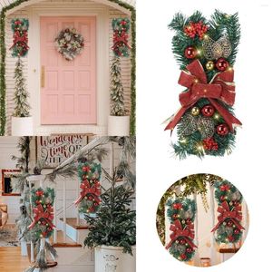 Fleurs décoratives Le prélit sans fil d'escalier de garniture de Noël couronnes de Noël pour la porte d'entrée fenêtre murale suspendue