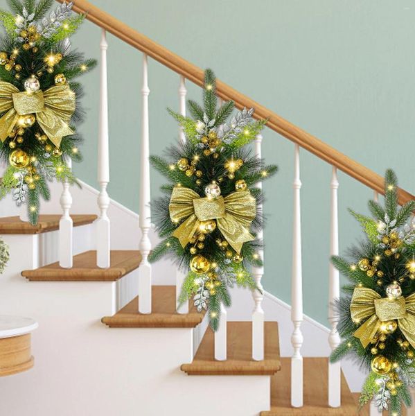 Fleurs décoratives Le prélit sans fil d'escalier de garniture de Noël couronnes pour la porte d'entrée de Thanksgiving à l'extérieur du ruban extérieur