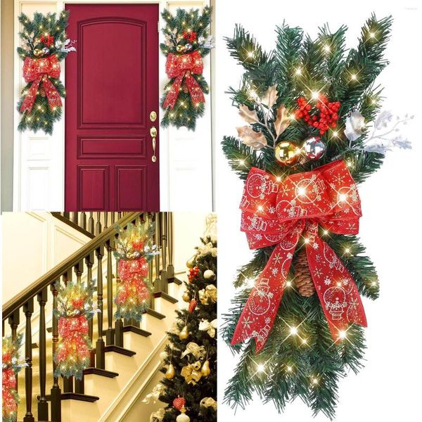 Flores decorativas The Cordless Prelit Stairway Trim Guirnaldas navideñas para la puerta delantera Holiday Wall Window Adornos colgantes Guirnalda de invierno