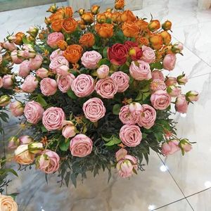 Fleurs décoratives Triple Empereur Rose Simulation Plant pour une décoration de mariage superbe exquise