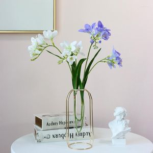 Flores decorativas Mueble de TV Decoración de flores falsas Dos tenedores 3D Nieve fragante Cymbidium Boda Arreglo para el hogar Orquídea de Asia oriental