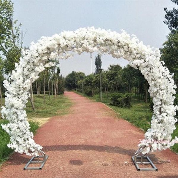 Fleurs décoratives centres de table de mariage blanc haut de gamme fleurs de cerisier avec ensemble de porte en arc de cadre pour la décoration de vacances accessoires de tir