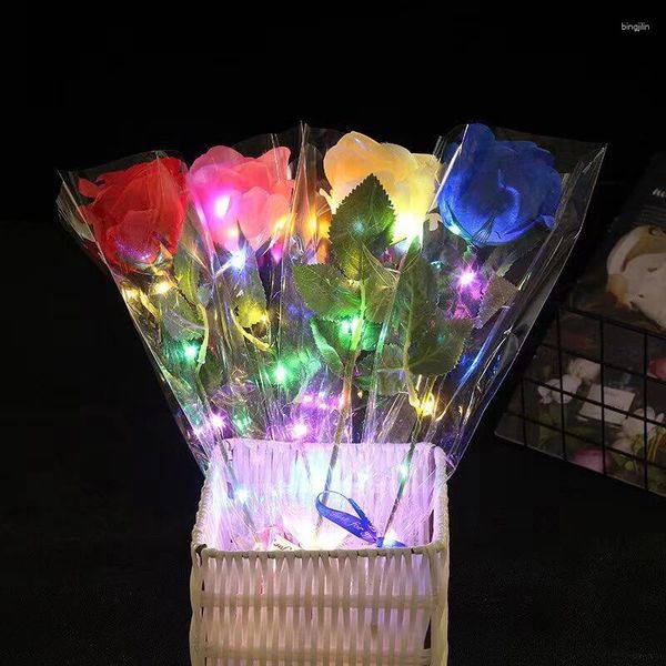 Fleurs décoratives Saint Valentin LED Simulation Fleur éternelle artificielle Rose rougeoyante avec guirlandes lumineuses Cadeau de Noël pour petite amie