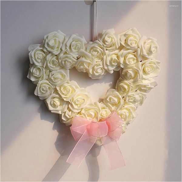 Fleurs décoratives Valentines Couronne pour la porte d'entrée en forme de coeur artificiel fleur de rose Garland Silk Bow Wedding Mur de mariage Décoration suspendue