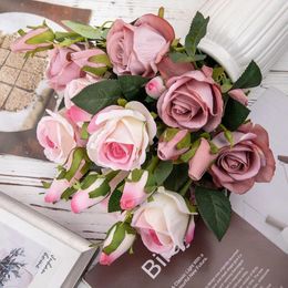 Fleurs décoratives Velvet Rose Holiday Simulation Artificial Wedding Supplies Living Room Foyer Home Decoration Silk