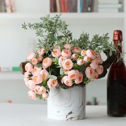 Fleurs décoratives Vintage Artificiel Silk Tea Rose 11 Head Small Bud Bouquet Home Garden rétro Fake Flower Party Diy Decoration de mariage