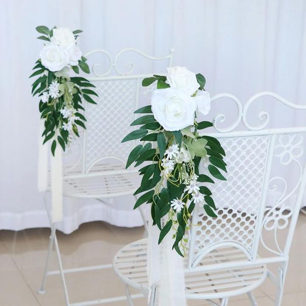Flores decorativas Decoraciones de flores de pasillo blanco con hojas verdes Ceremonias de boda Ceremonía Artificial Rose Decoración de fiestas
