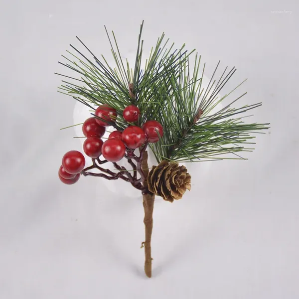 Fleurs décoratives en gros 30 pièces aiguilles de pin simulées branches de baies pour accessoires de décoration de noël Collocation de fleurs artificielles