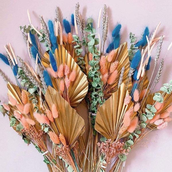 Flores decorativas al por mayor hecho a mano pequeños ramas de dama de honor floral pampas secas colas de hoja de palma de hierba boho boda