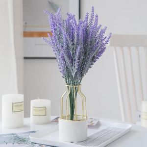 Decoratieve bloemen kransen 1 bundel romantische provence lavendel huizendecoratie voor bruiloft vaas kunstmatige boeket groene bladeren korrel nep