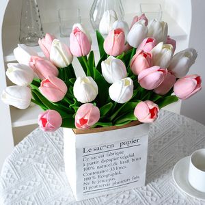 Flores decorativas Guirnaldas 10 cabezas Tulipán artificial Toque real Adecuado para el hogar Habitación Oficina Fiesta Decoración de la boda Día de la madre 230808