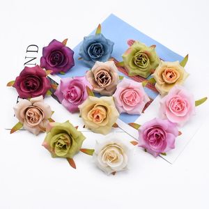 Decoratieve bloemen kransen 10 stuks nep ambachten huizendecoratie accessoires geschenken doos rozen bruidsbruiningsruimte slingertje broche